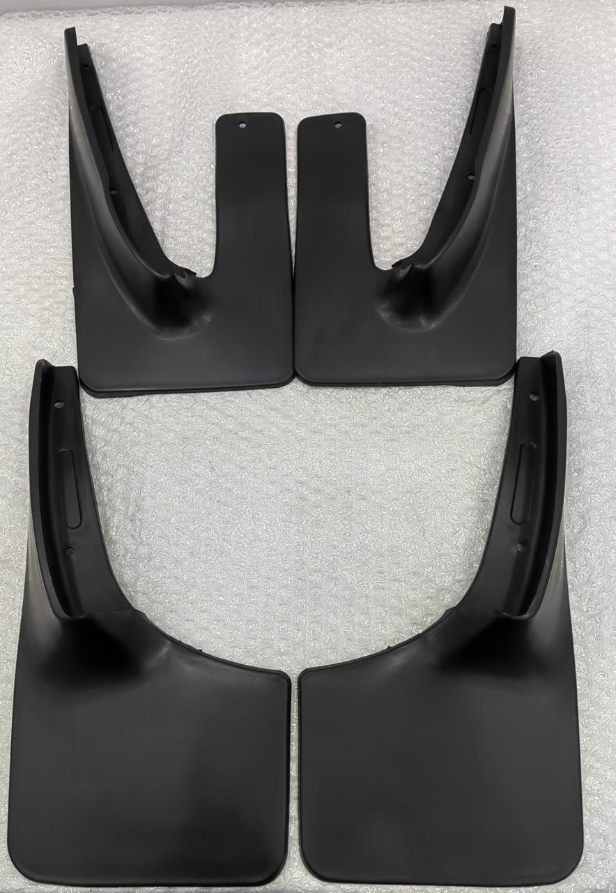 Nissan 1400 4pc Mud Flaps Set