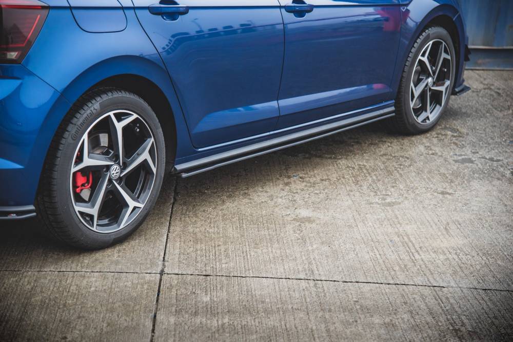 Polo 8 gloss black Maxton side skirts