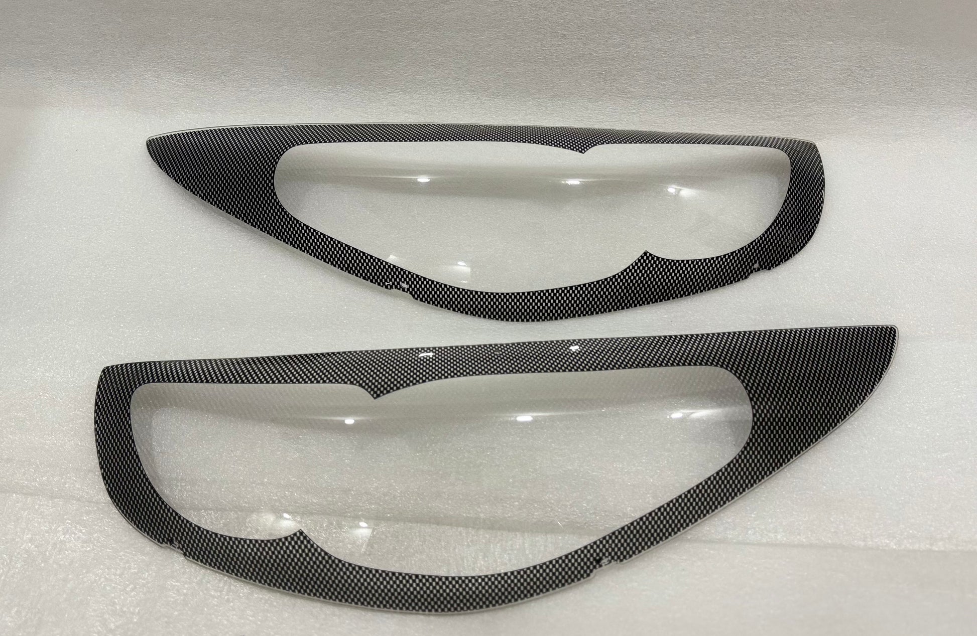 Hyundai IX35 10+ Carbon Headlight Shields