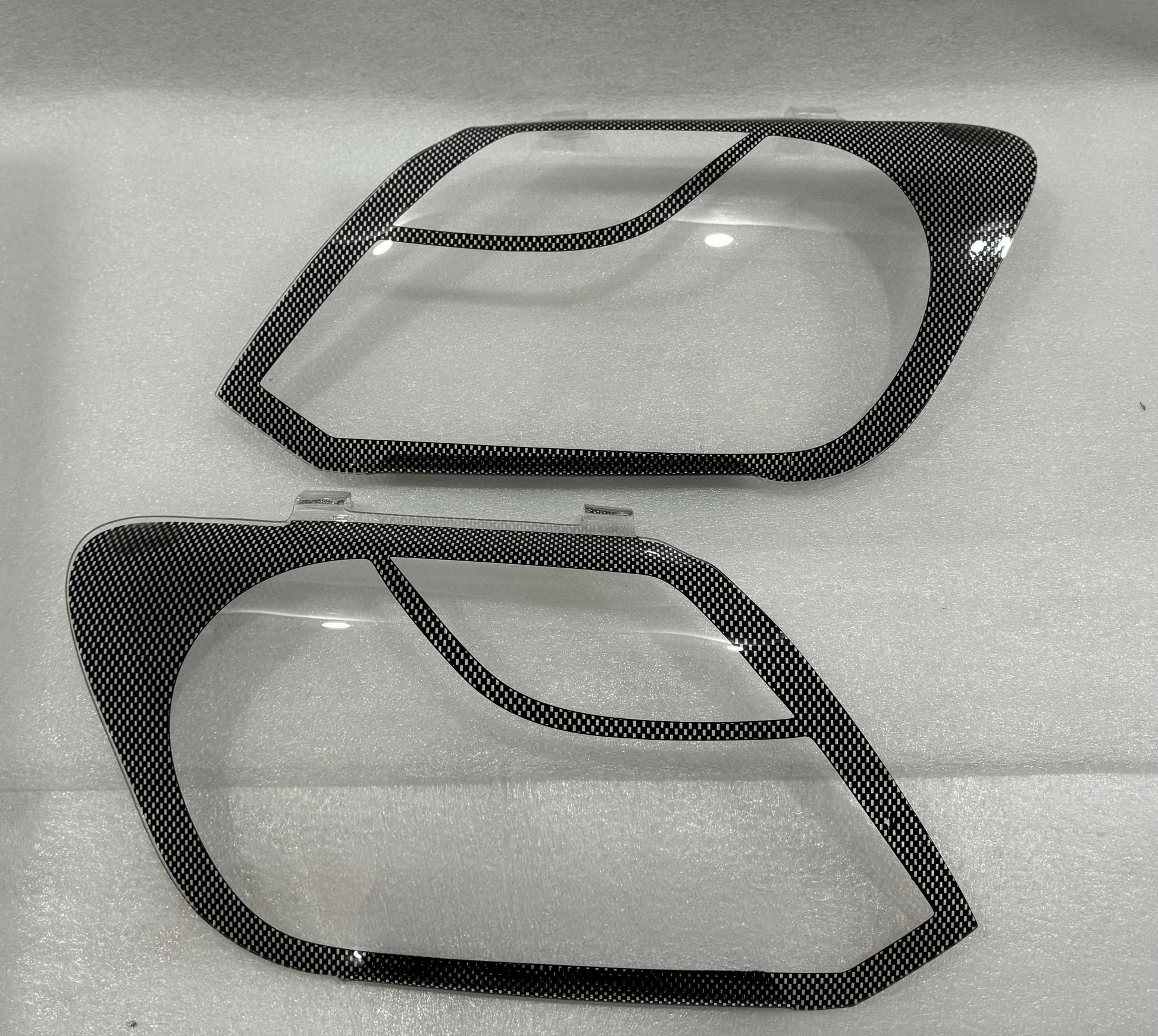 Amarok carbon headlight shield set 2010-2016