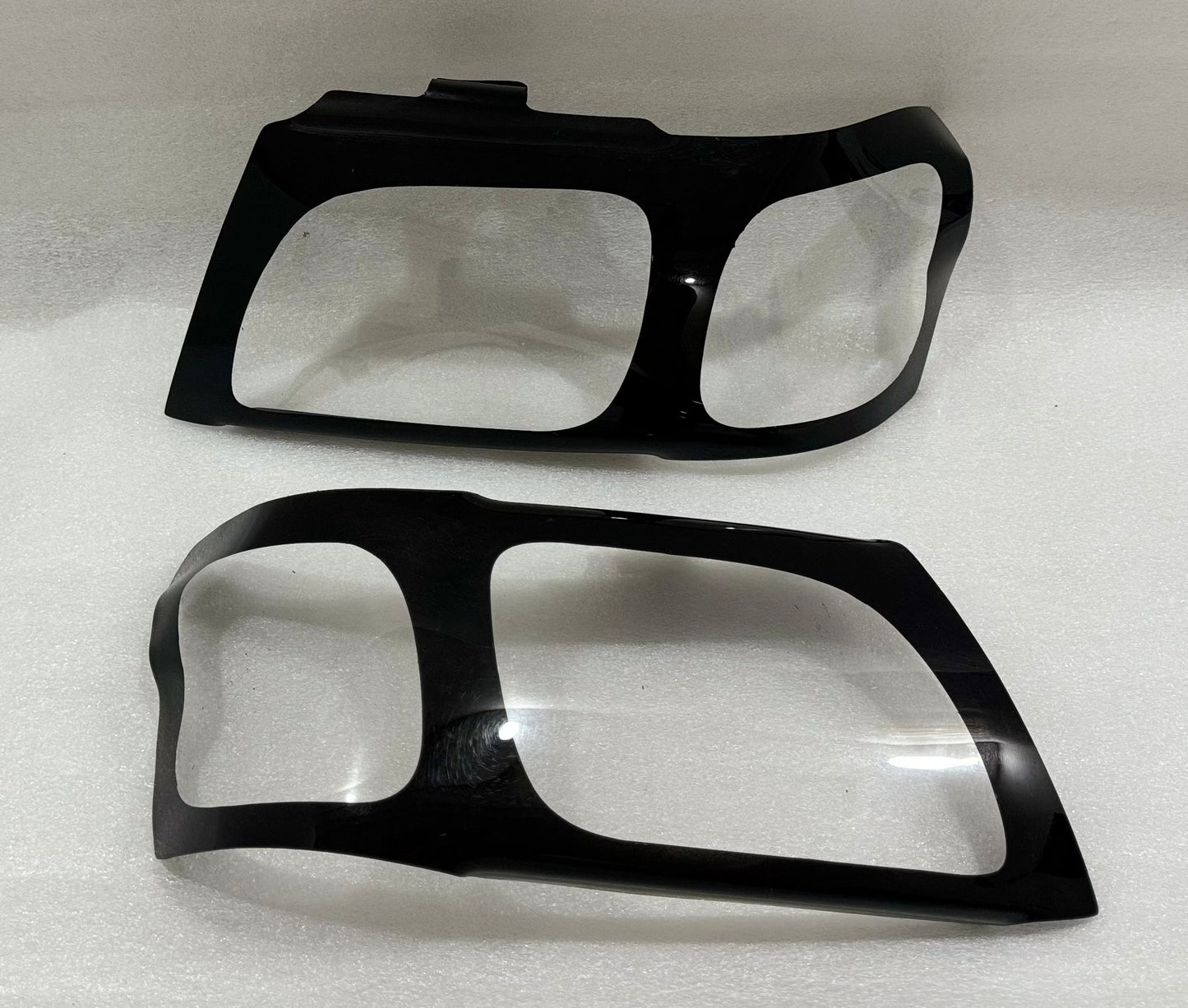 Toyota Hilux Gloss Black Headlight shields 02-05