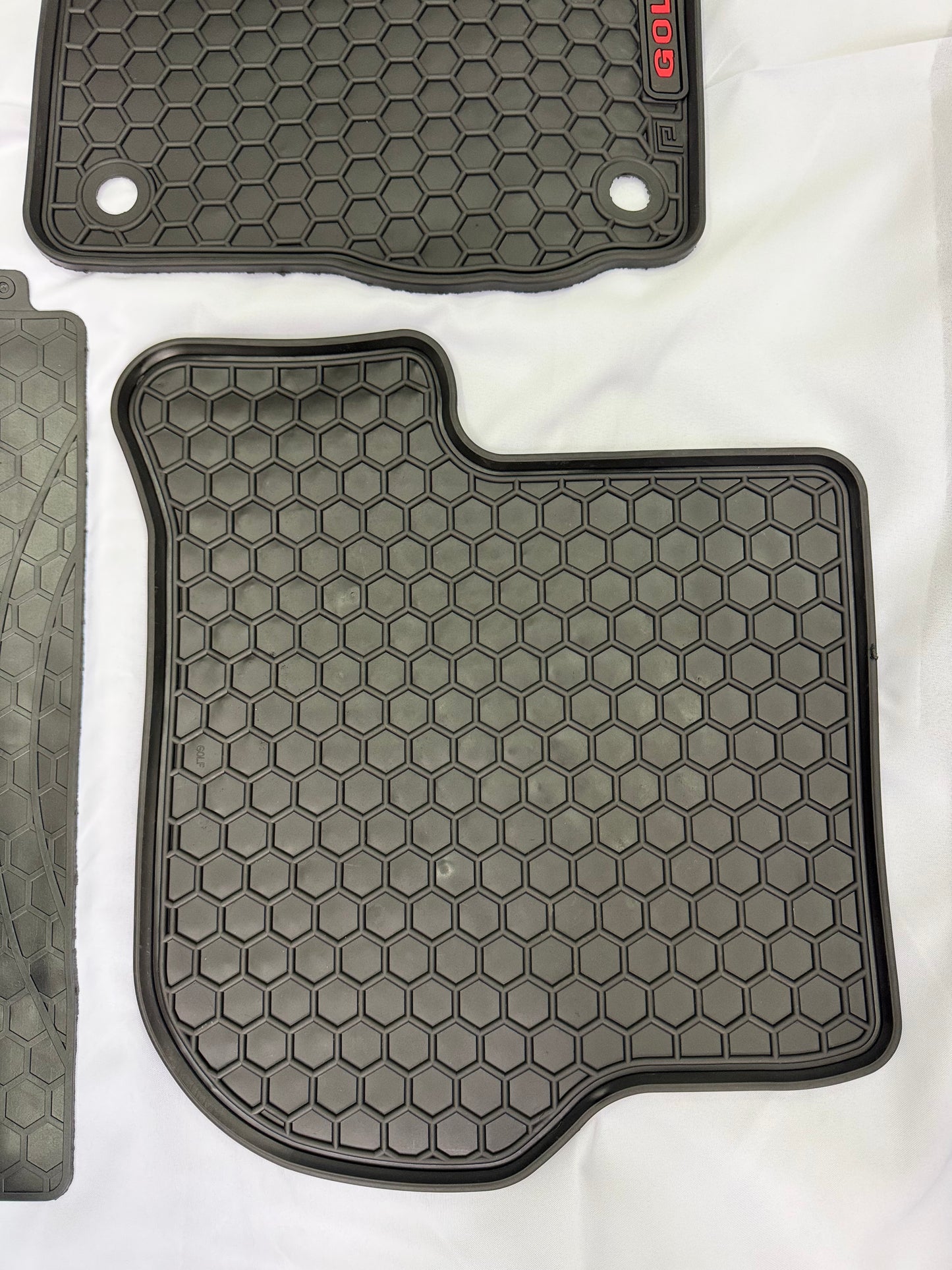 Golf 5/6 Floor Mats Set