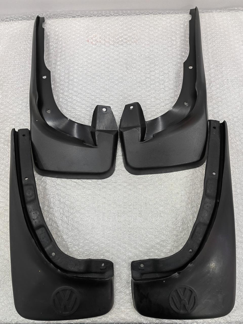 Golf 4 Mud Flaps Set - Long