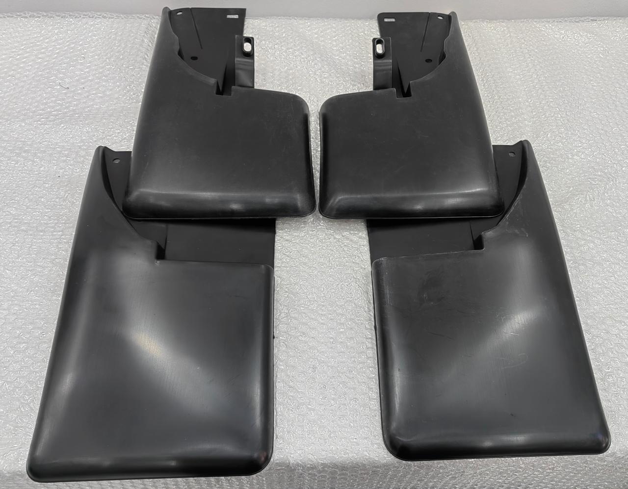 Toyota Venture 4pc Mud Flaps Set