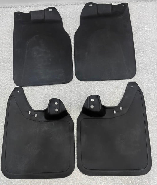 Toyota Hilux YN135 4pc Mud Flaps Set 1989-1995