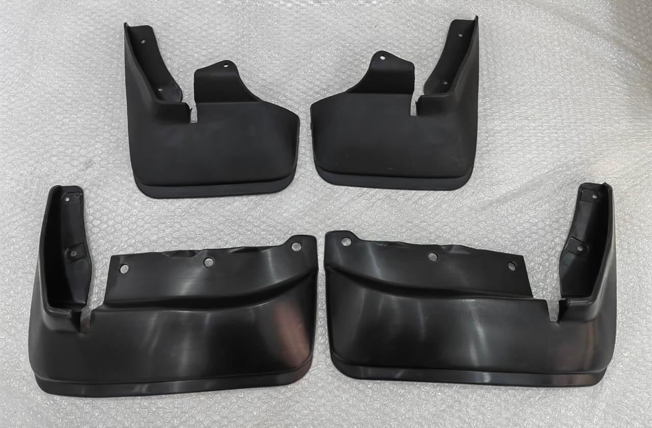 Toyota Hiace 4pc Mud Flaps Set YH50 1986+