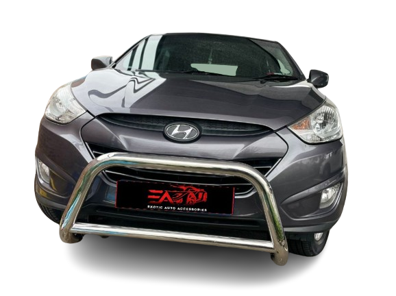 Hyundai IX35 chrome nudge bar with bottom bar