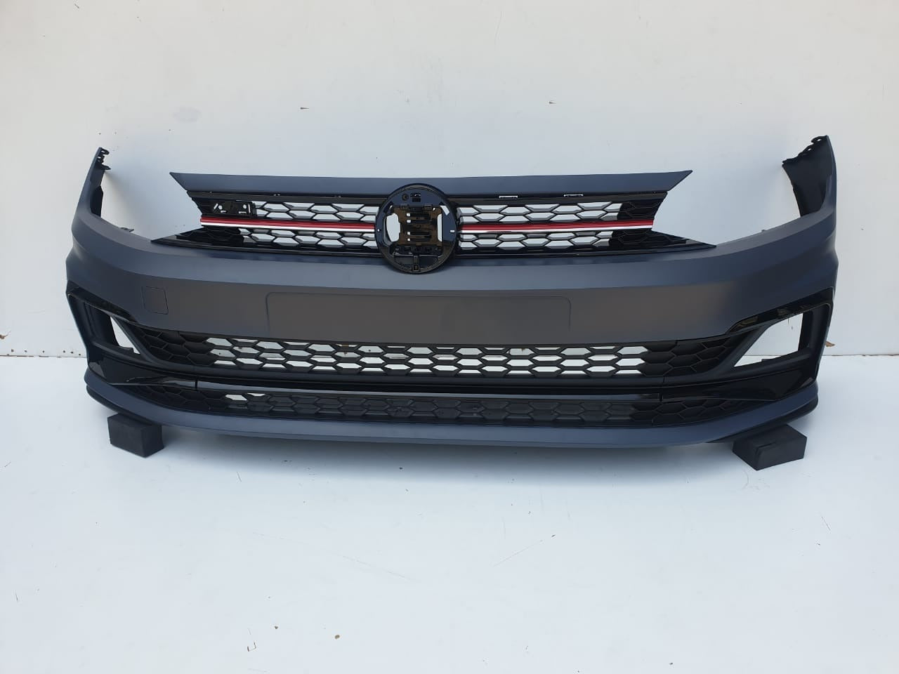 Polo 8 GTI Complete front bumper 2018+
